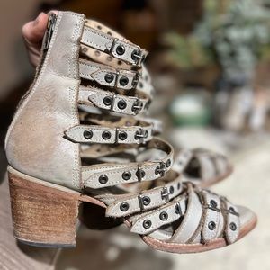 Freebird Casandra Shoes (Ice)